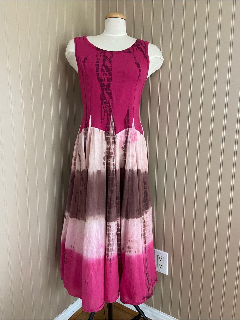 Fiori Gorgeous Flowy Pink Tie Dye Boho Hippie Maxi Dress Women’s Size Medium